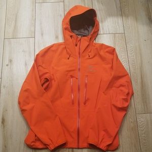 Arc'teryx Alpha SV